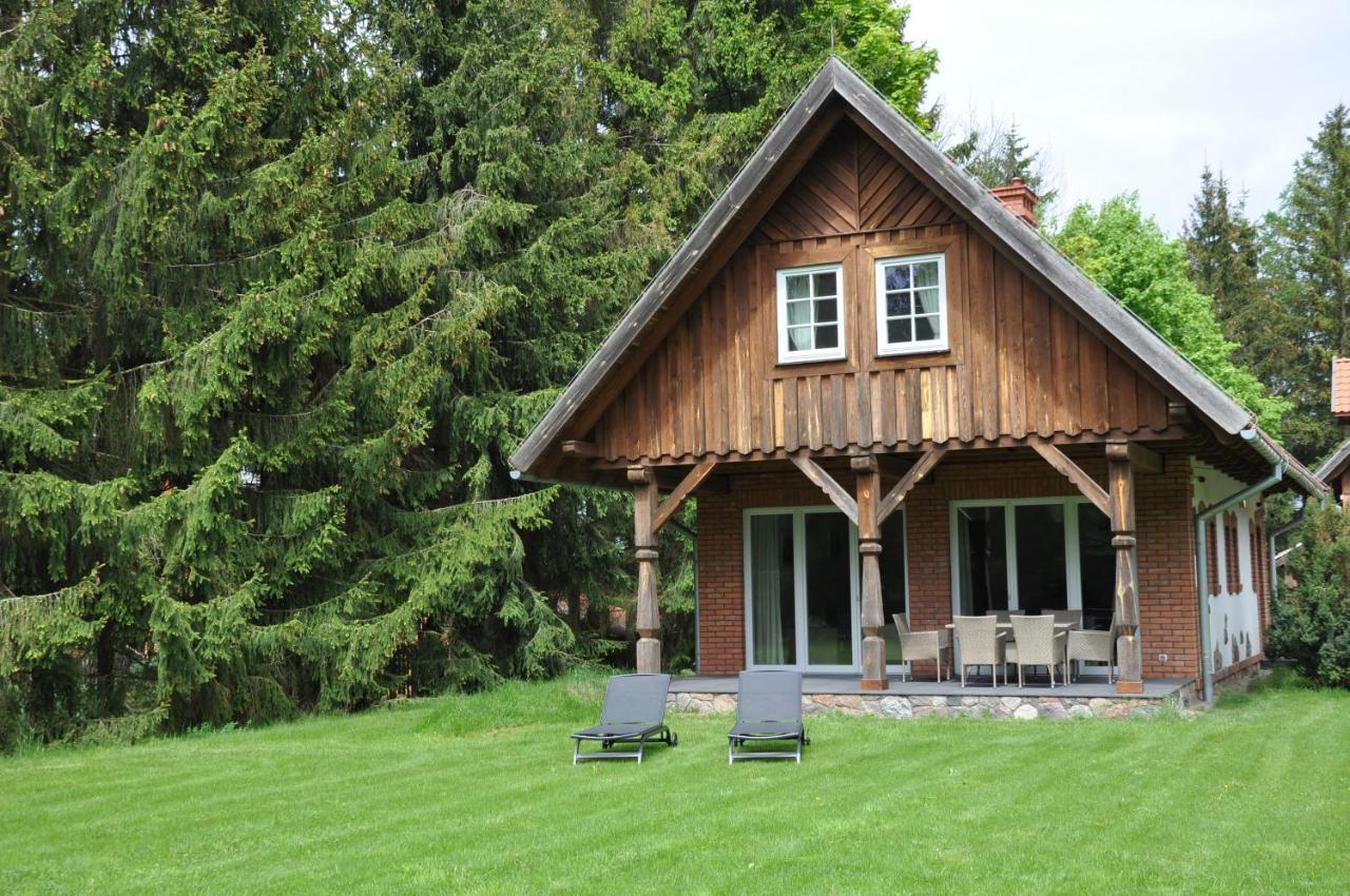 Monte Carvick Nad Jeziorem Seksty Karwik المظهر الخارجي الصورة