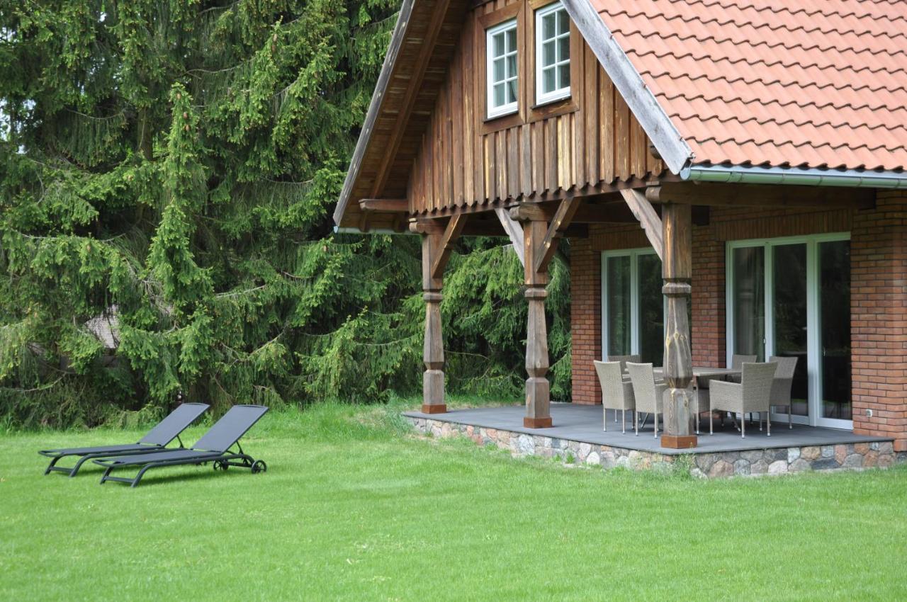 Monte Carvick Nad Jeziorem Seksty Karwik المظهر الخارجي الصورة